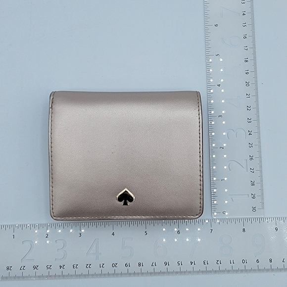Kate Spade Wallet Metallic Leather Bifold #2152 - Picture 5 of 13